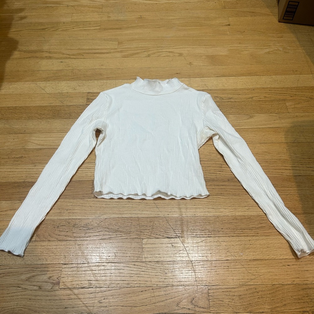 Romwe S White Cropped Turtleneck